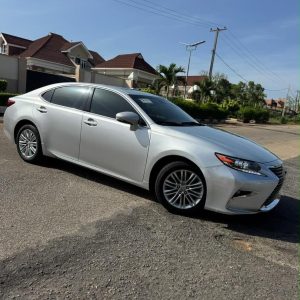 Lexus es350