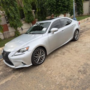 Lexus IS250 2015